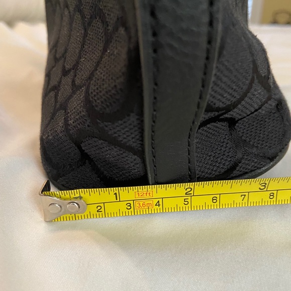 Nine West handbag - Picture 7 of 16